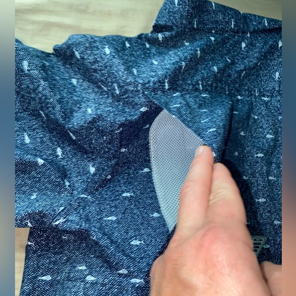 Columbia PFG button down shirt. Size large - Picture 6 of 6